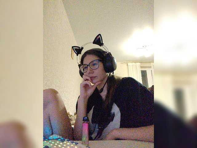 KittyMiracle live cam on BongaCams