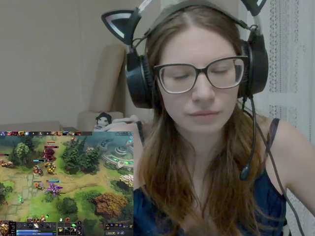 KittyMiracle live cam on BongaCams