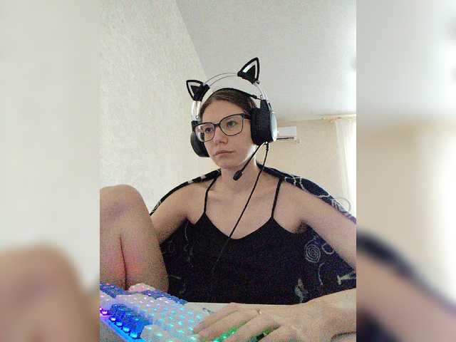KittyMiracle live webcam show