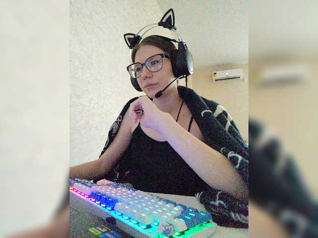KittyMiracle live cam