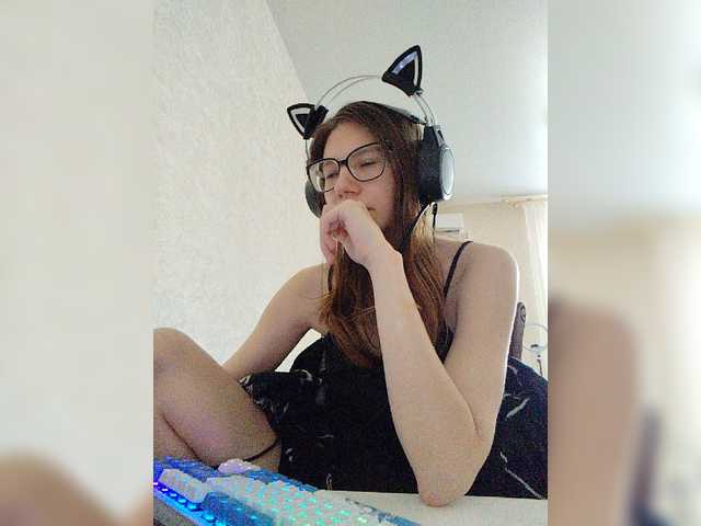 KittyMiracle live cam on BongaCams