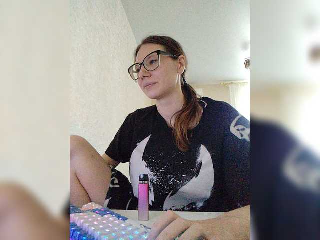 KittyMiracle live cam on BongaCams