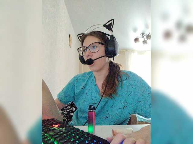 KittyMiracle live cam on BongaCams