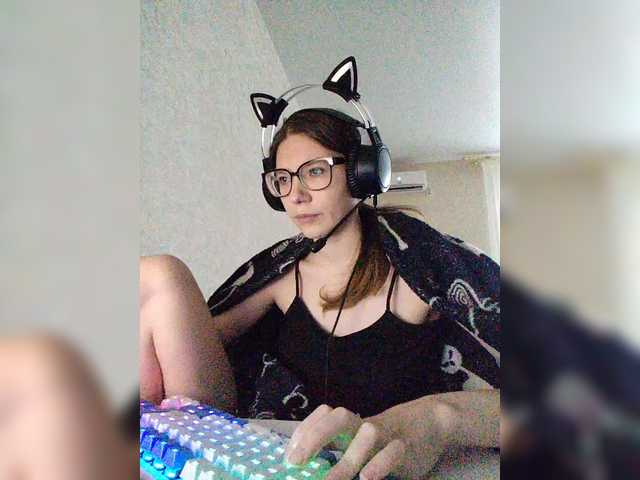 KittyMiracle live cam on BongaCams