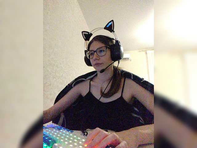 KittyMiracle live cam on BongaCams