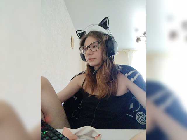 KittyMiracle live cam on BongaCams