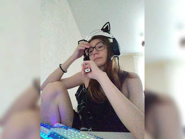KittyMiracle live cam on BongaCams