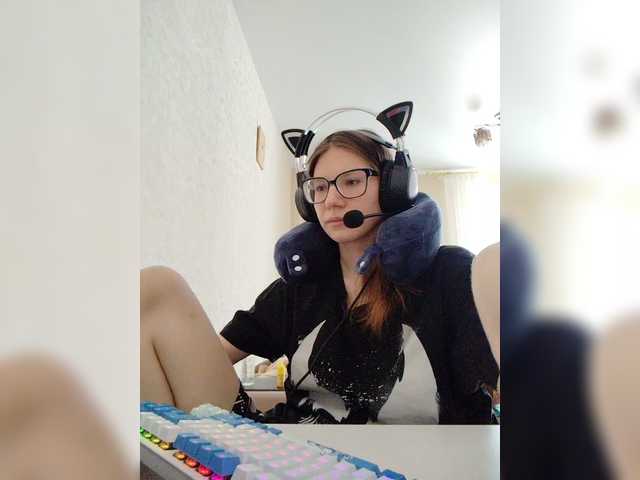 KittyMiracle live cam on BongaCams