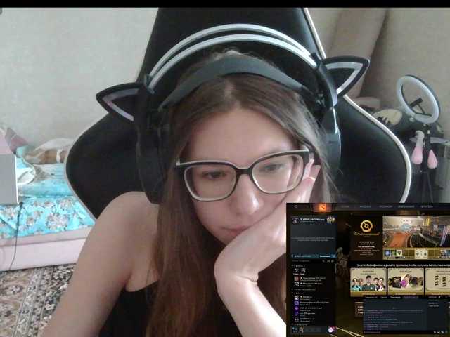KittyMiracle live cam on BongaCams