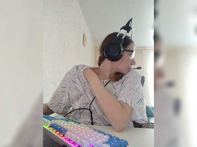KittyMiracle live cam on BongaCams