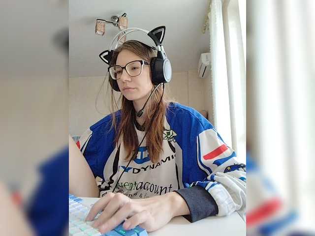 KittyMiracle live cam on BongaCams
