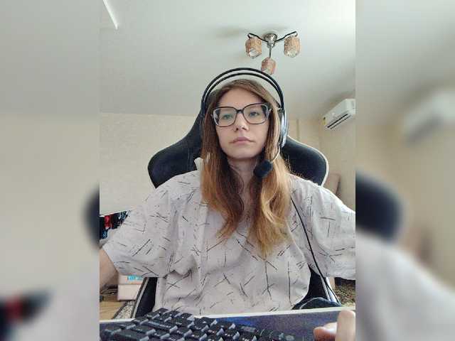 KittyMiracle live cam on BongaCams