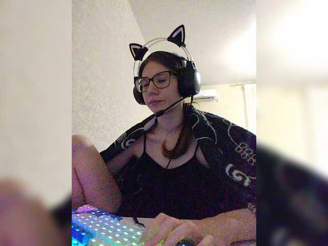 KittyMiracle live cam on BongaCams