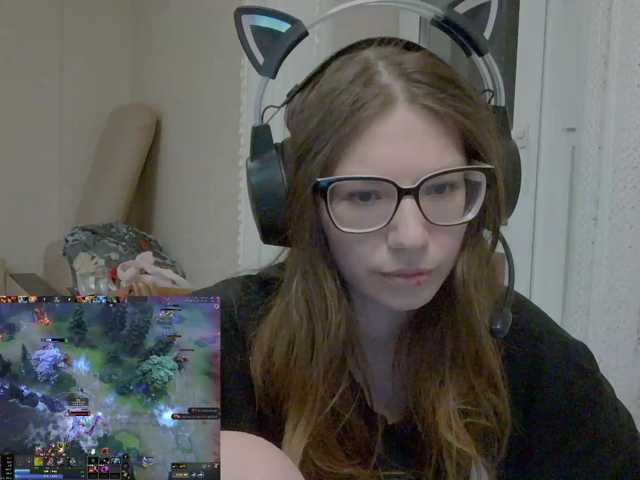 KittyMiracle live cam preview