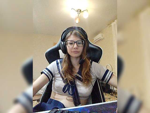 KittyMiracle live cam on BongaCams