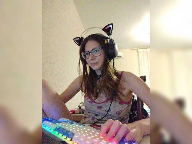 KittyMiracle live cam on BongaCams