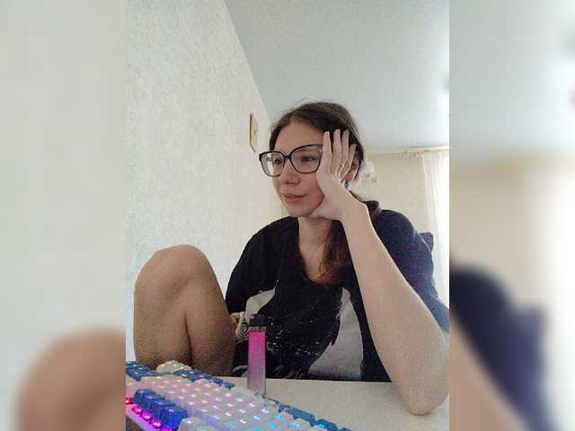 KittyMiracle live cam on BongaCams