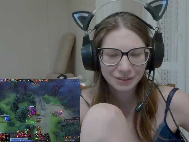 KittyMiracle live cam on BongaCams