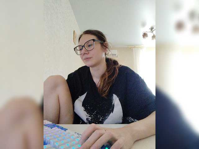KittyMiracle live cam on BongaCams