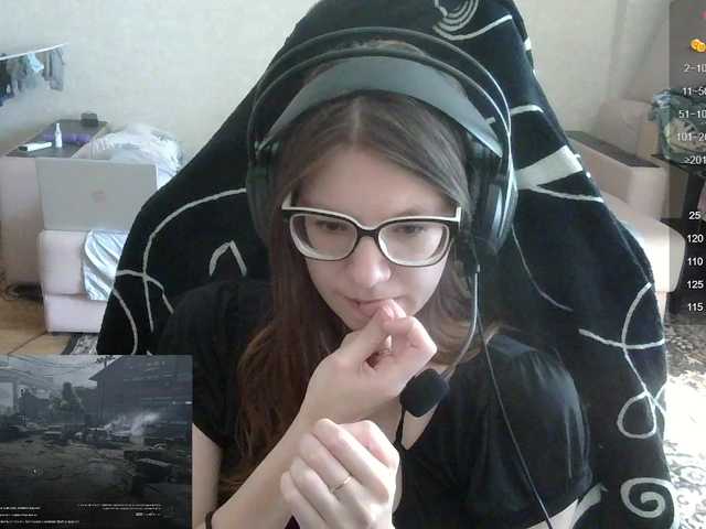 KittyMiracle — live female cam