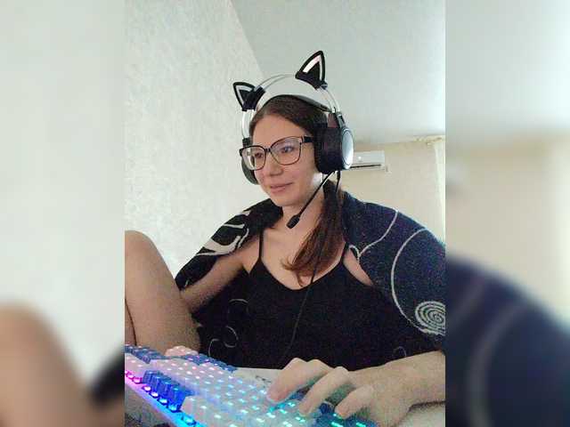 KittyMiracle live cam on BongaCams