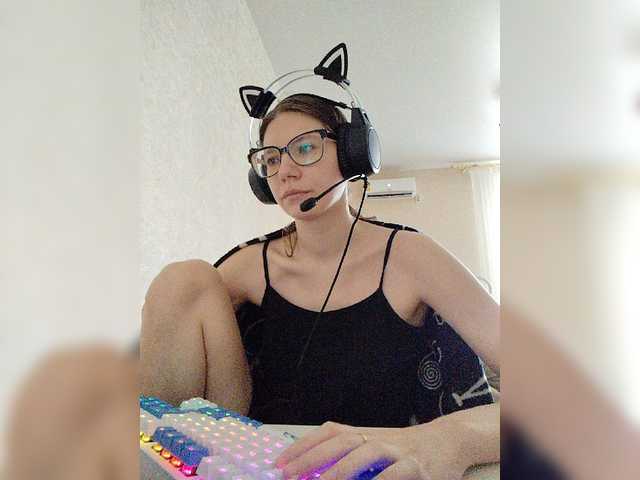 KittyMiracle live cam on BongaCams