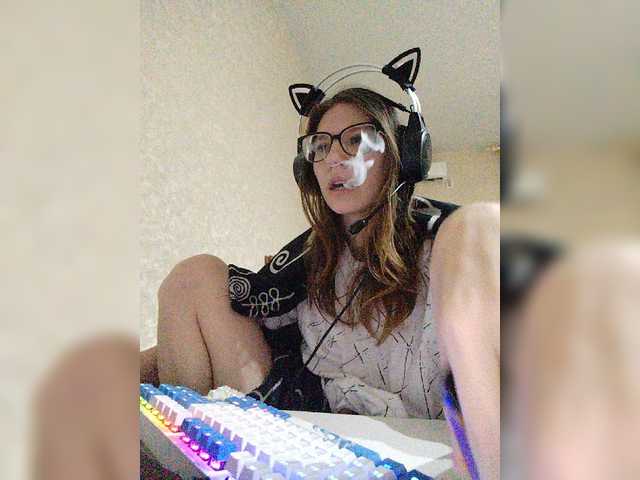 KittyMiracle live cam on BongaCams