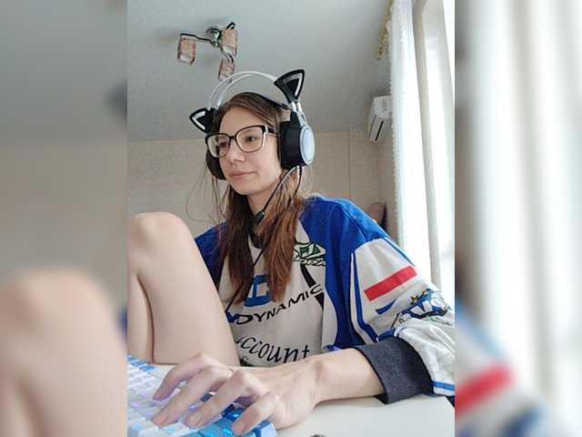 KittyMiracle live cam on BongaCams