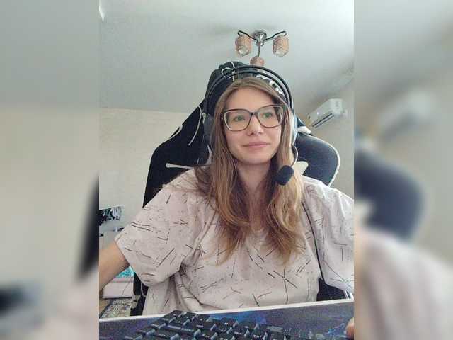 KittyMiracle live cam on BongaCams