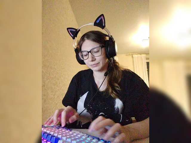 KittyMiracle live cam on BongaCams