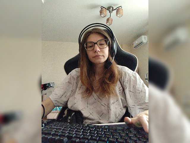 KittyMiracle live cam on BongaCams