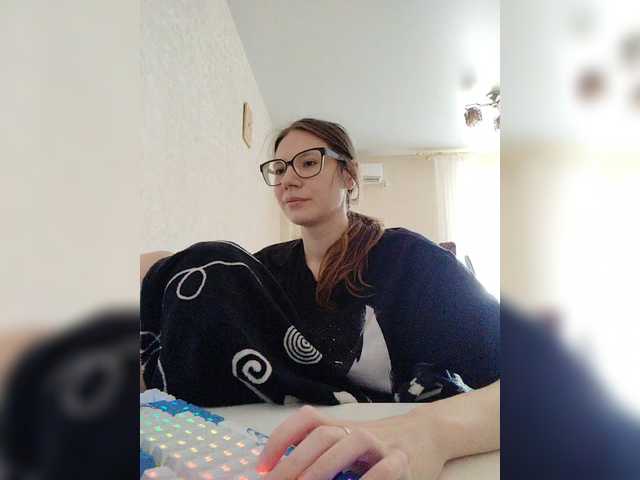 KittyMiracle live cam on BongaCams