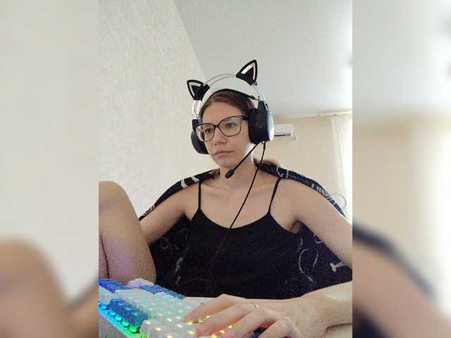 KittyMiracle live cam on BongaCams