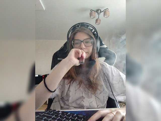 KittyMiracle live cam on BongaCams