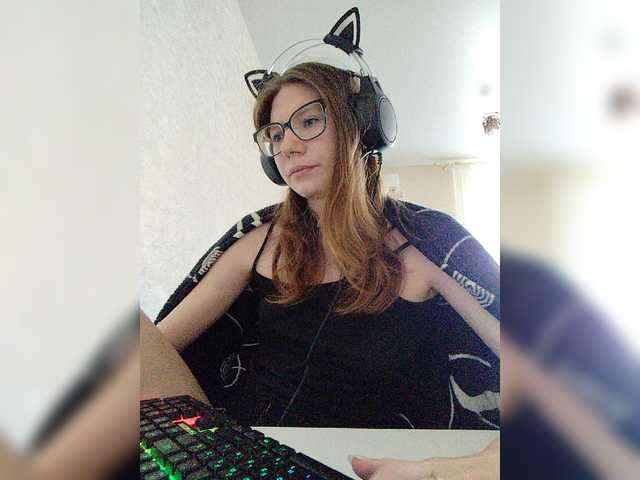 KittyMiracle live cam on BongaCams