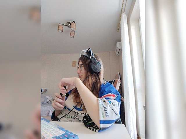 KittyMiracle live cam on BongaCams