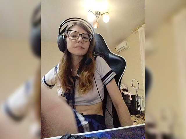 KittyMiracle live cam on BongaCams
