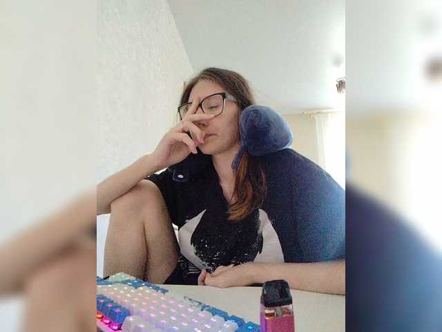 KittyMiracle live cam on BongaCams