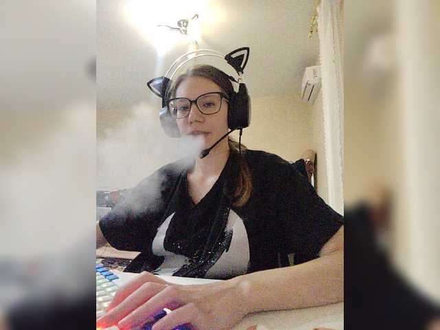 KittyMiracle live cam on BongaCams