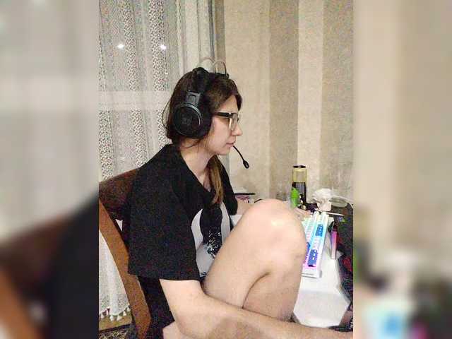 KittyMiracle live cam on BongaCams