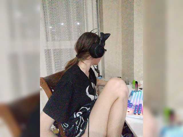 KittyMiracle live cam on BongaCams