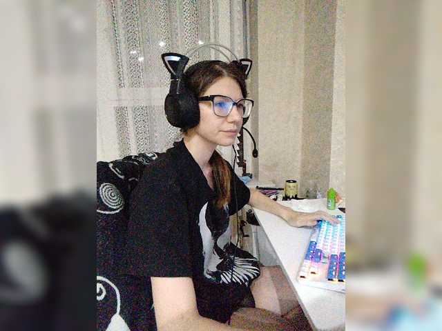 KittyMiracle live cam on BongaCams