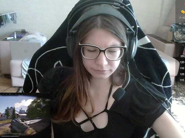 KittyMiracle live cam on BongaCams