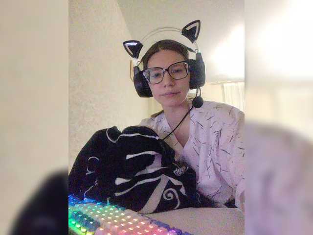 KittyMiracle live cam on BongaCams