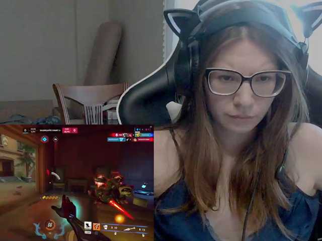 KittyMiracle live cam on BongaCams