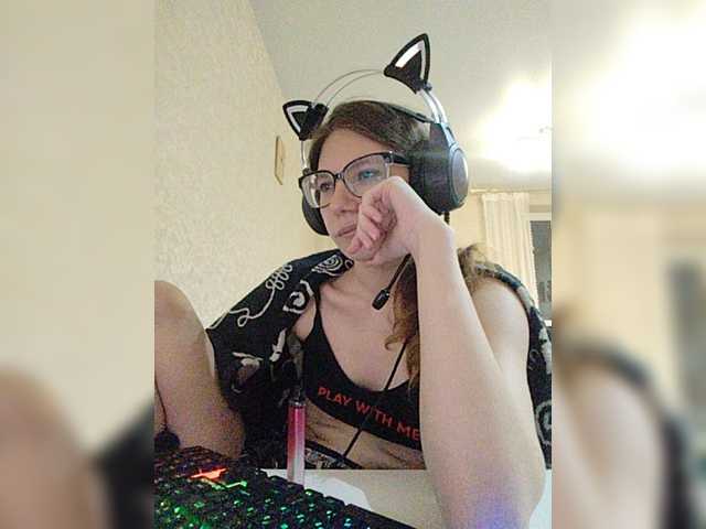 KittyMiracle live cam on BongaCams