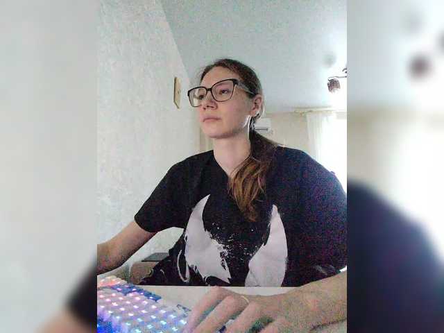 KittyMiracle live cam on BongaCams