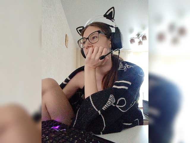 KittyMiracle live cam on BongaCams