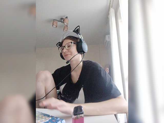 KittyMiracle live cam on BongaCams