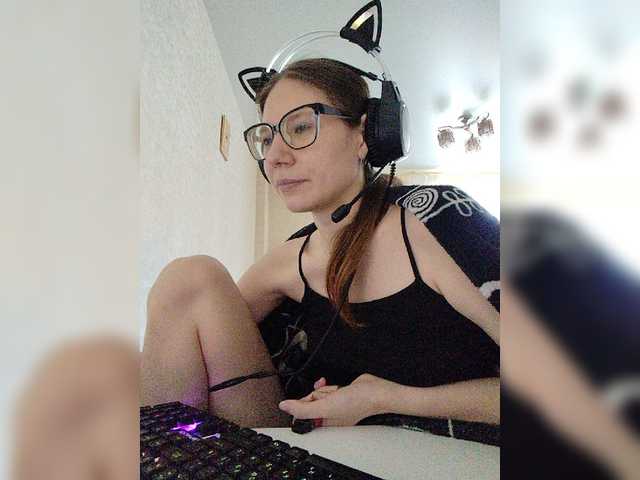 KittyMiracle live cam on BongaCams